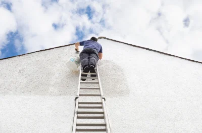 Peinture extérieure à Rochebrune — façades et ravalement